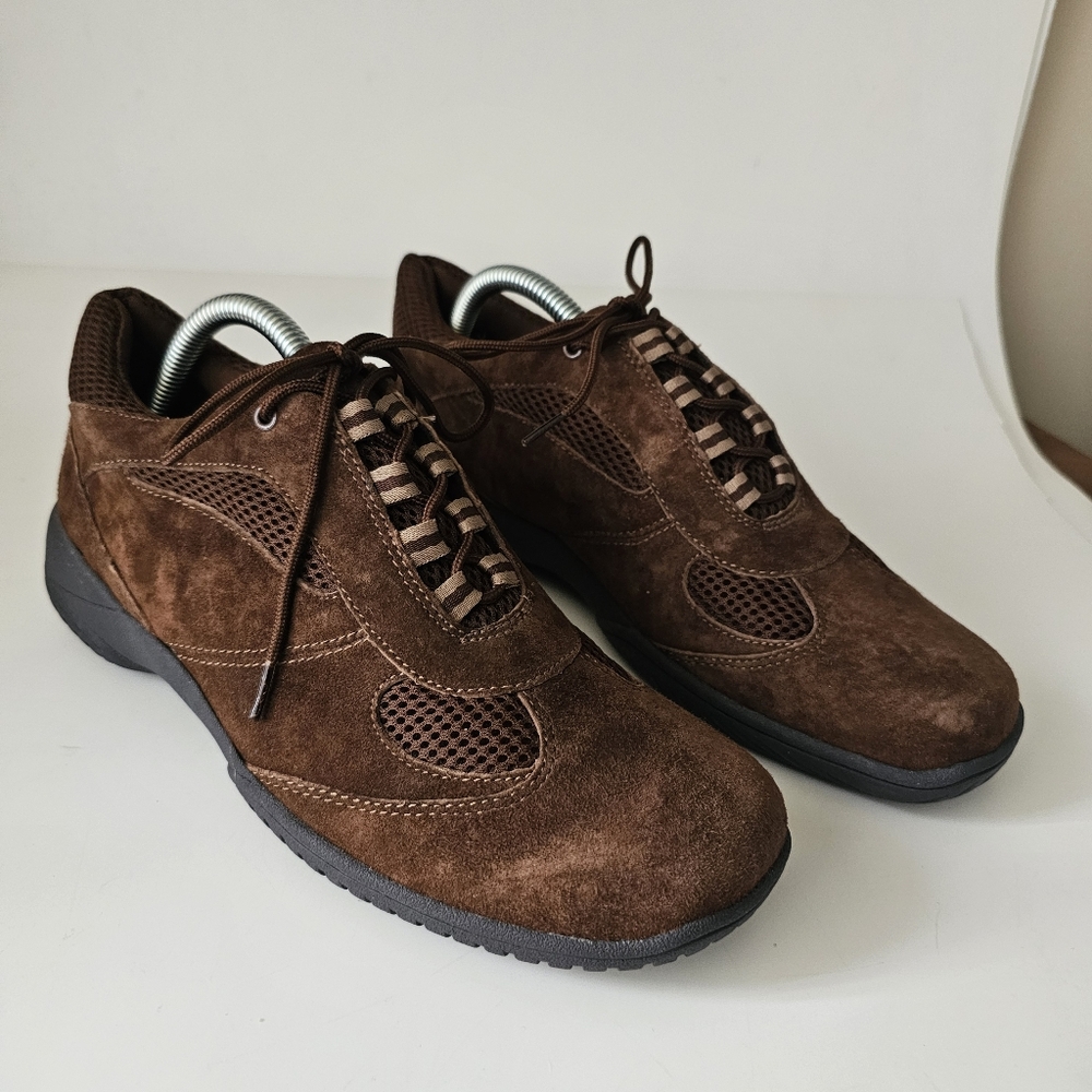 True Spirit by Easy Spirit Womens Brown Suede Chocolae Sneakers Shoes Size 9